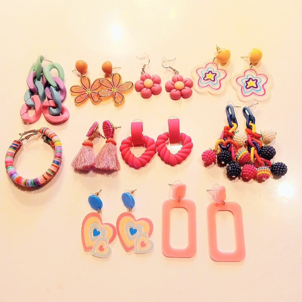 Mixed Lot Of 10 Pairs Of Fun Earrings Pink Pierced